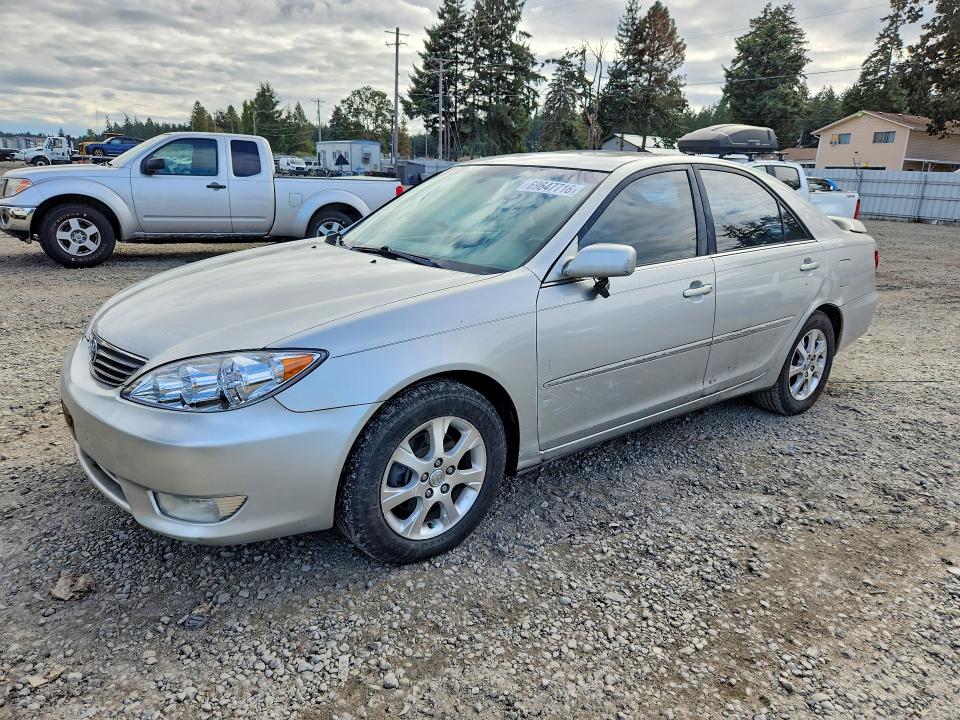69647716 :رقم المزاد ، 4T1BF30KX5U615287 vin ، 2005 Toyota Camry مزاد بيع