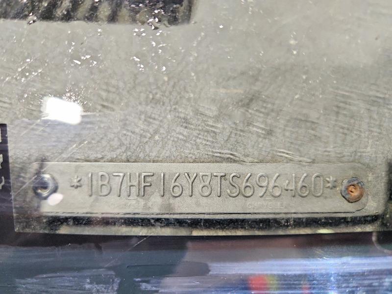 68493076 :رقم المزاد ، 1B7HF16Y8TS696460 vin ، 1996 Dodge Ram 1500 مزاد بيع