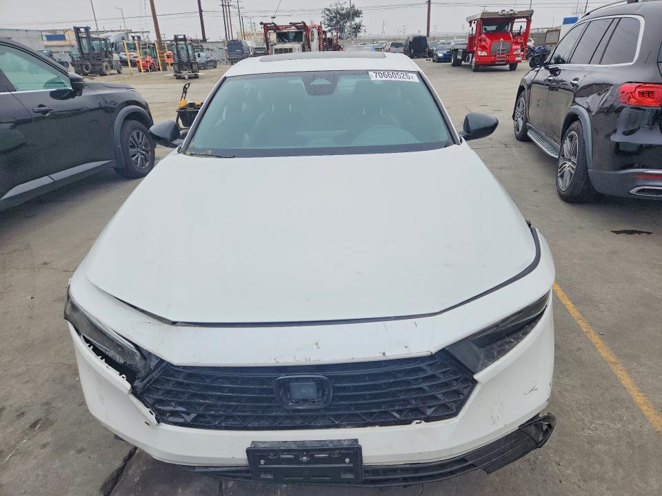 Продажа на аукционе авто 2025 Honda Accord, vin: 1HGCY2F7XSA050067, номер лота: 70660526