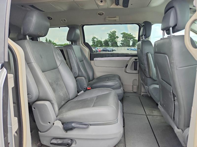 Aukcja sprzedaży 2011 Volkswagen Routan, vin: 2V4RW3DG5BR642081, numer aukcji: 68501276