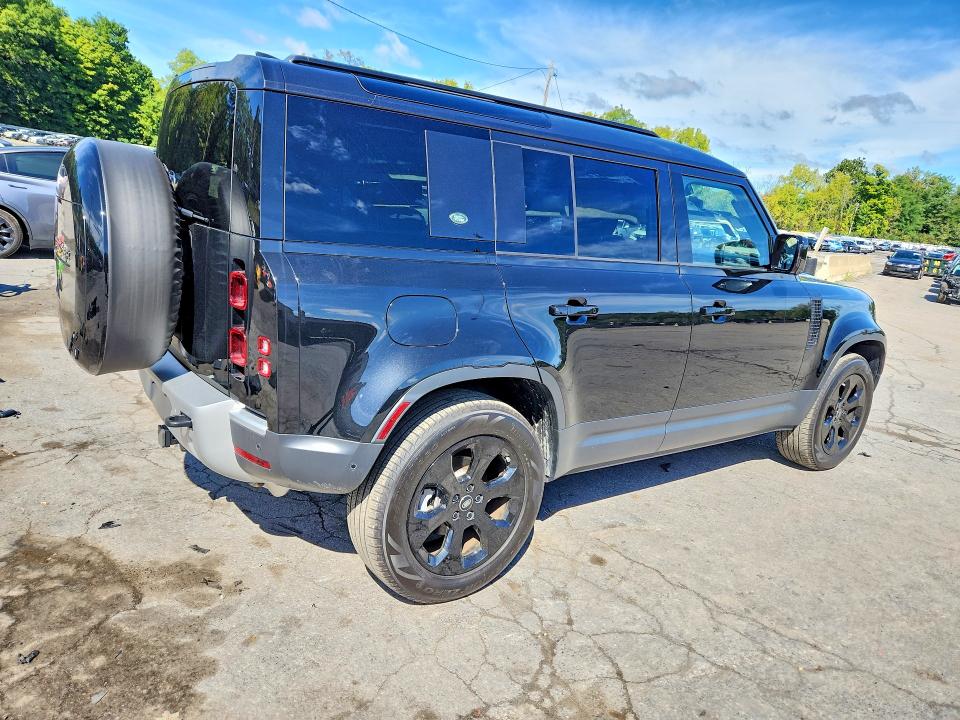 69414816 :رقم المزاد ، SALEJ7EX4R2281411 vin ، 2024 Land Rover Defender مزاد بيع
