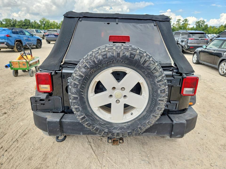 Продажа на аукционе авто 2010 Jeep Wrangler Unlimited, vin: 1J4HA5H13AL198349, номер лота: 67963336