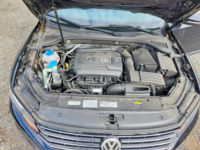 Продажа на аукционе авто 2017 Volkswagen Passat, vin: 1VWAT7A3XHC008448, номер лота: 69997536