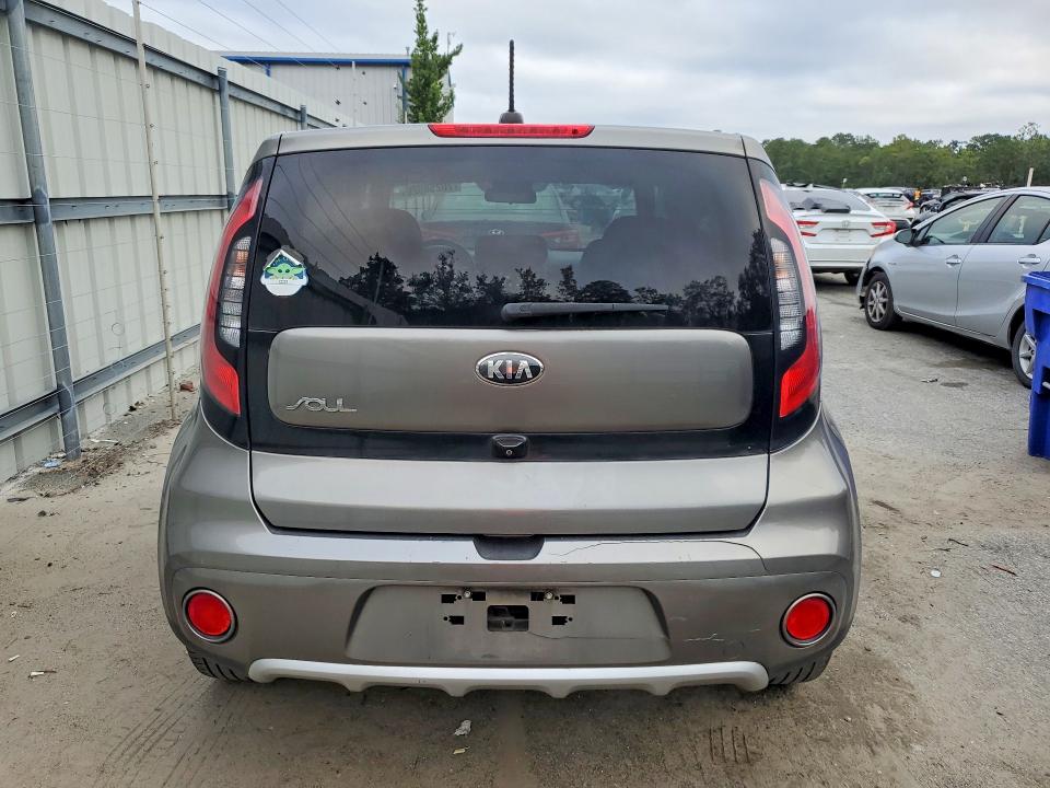2018 Kia Soul მანქანა იყიდება აუქციონზე, vin: KNDJP3A50J7514287, აუქციონის ნომერი: 70258926