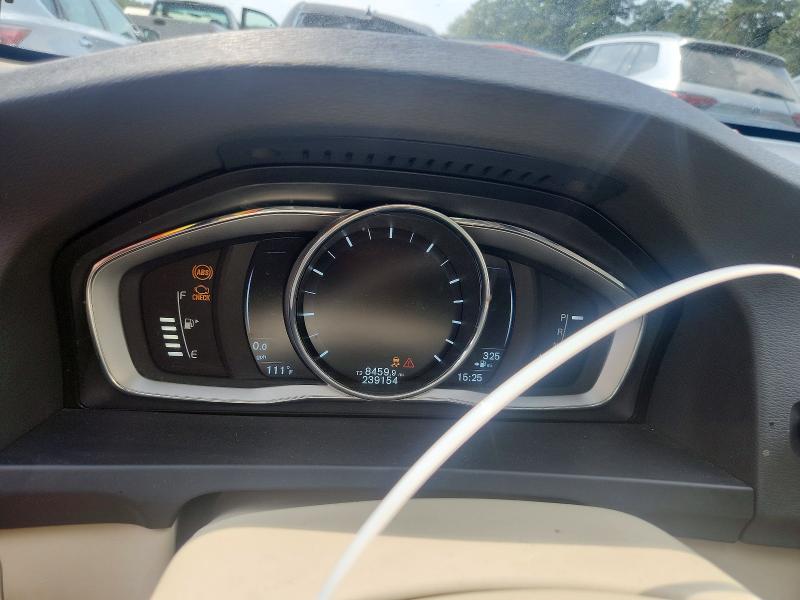 2015 Volvo S60 მანქანა იყიდება აუქციონზე, vin: YV126MFK7F2357691, აუქციონის ნომერი: 67833886