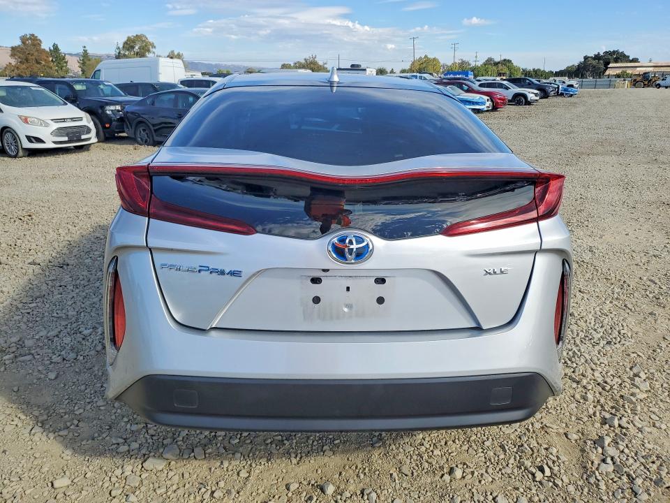 2022 Toyota Prius Prime მანქანა იყიდება აუქციონზე, vin: JTDKAMFP2N3214902, აუქციონის ნომერი: 68256986