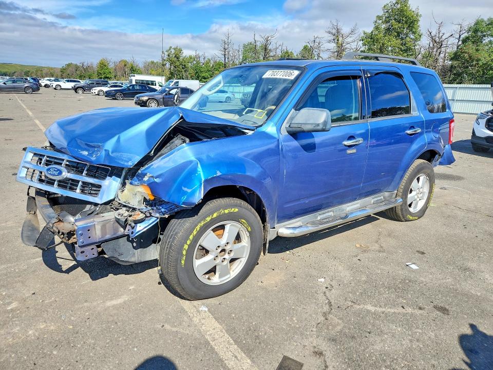 2010 Ford Escape მანქანა იყიდება აუქციონზე, vin: 1FMCU0D70AKA69801, აუქციონის ნომერი: 70377006