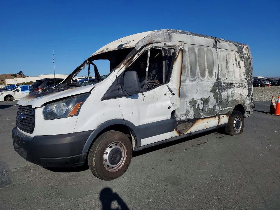 2015 Ford Transit მანქანა იყიდება აუქციონზე, vin: 1FTNR2CG4FKA41180, აუქციონის ნომერი: 71087396