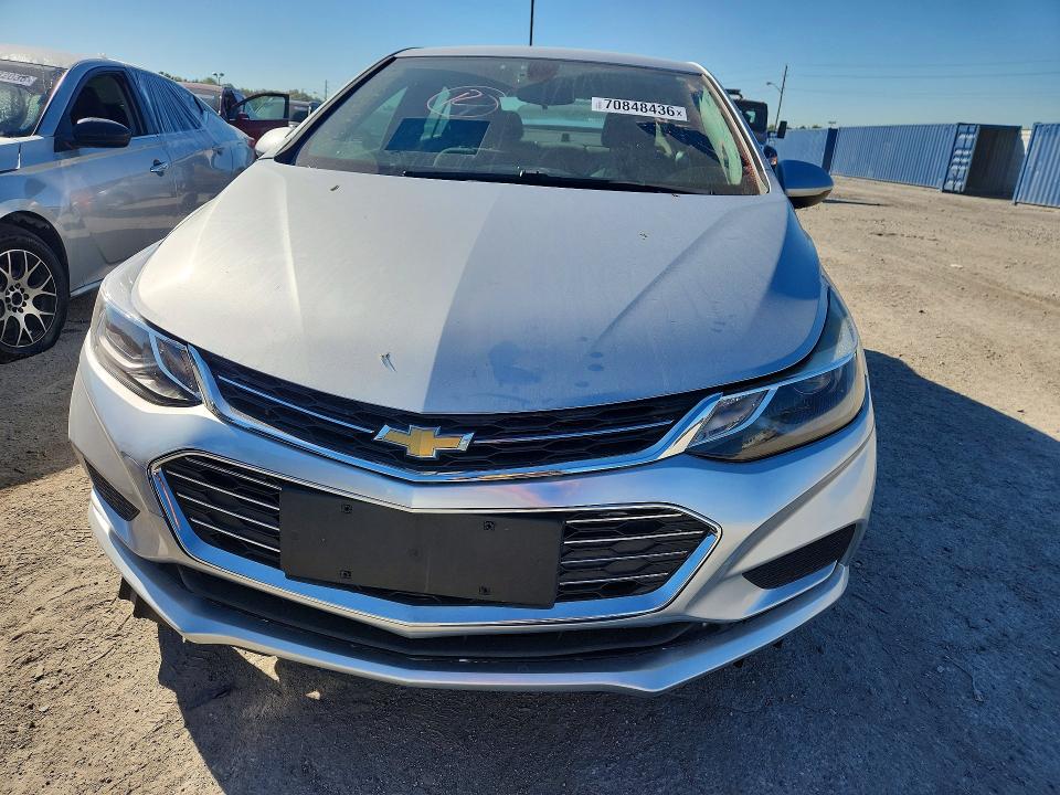 2017 Chevrolet Cruze მანქანა იყიდება აუქციონზე, vin: 1G1BE5SM0H7237882, აუქციონის ნომერი: 70848436