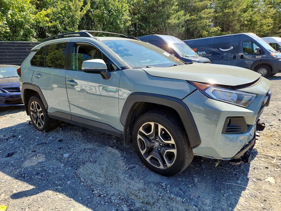 Продаж на аукціоні авто 2019 Toyota Rav4, vin: 2T3J1RFV1KW032124, номер лоту: 67706276