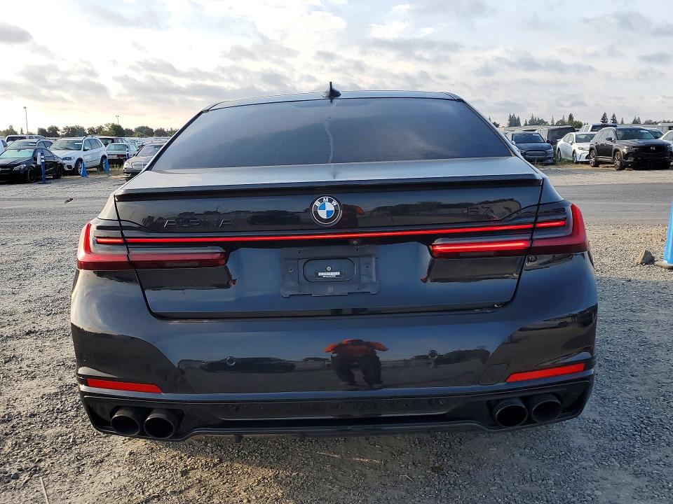 Продаж на аукціоні авто 2022 Bmw Alpina B7, vin: WBA7U2C1XNCH95597, номер лоту: 68992376