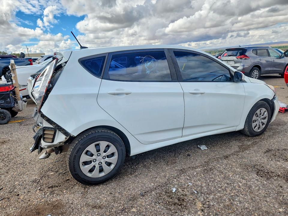 Продажа на аукционе авто 2016 Hyundai Accent, vin: KMHCT5AE4GU270360, номер лота: 69453386