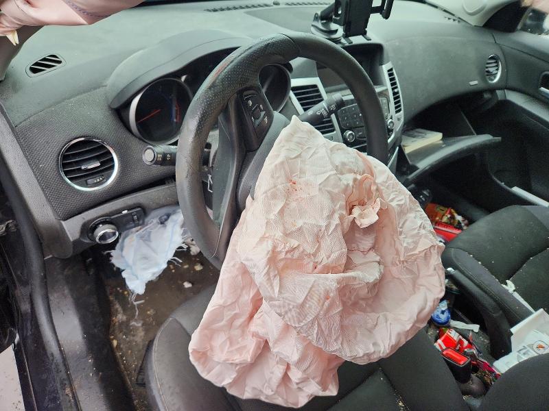 Продаж на аукціоні авто 2015 Chevrolet Cruze, vin: 1G1PC5SB5F7181557, номер лоту: 67854146