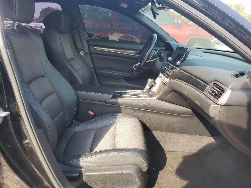 Продажа на аукционе авто 2020 Honda Accord, vin: 1HGCV1F39LA155698, номер лота: 70229676