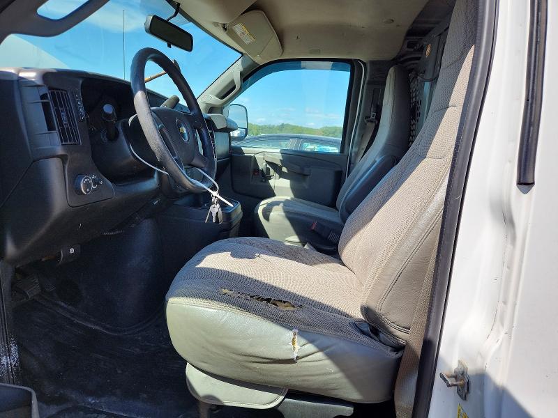 67502816 :رقم المزاد ، 1GCWGAFFXH1115282 vin ، 2017 Chevrolet Express G2500 مزاد بيع
