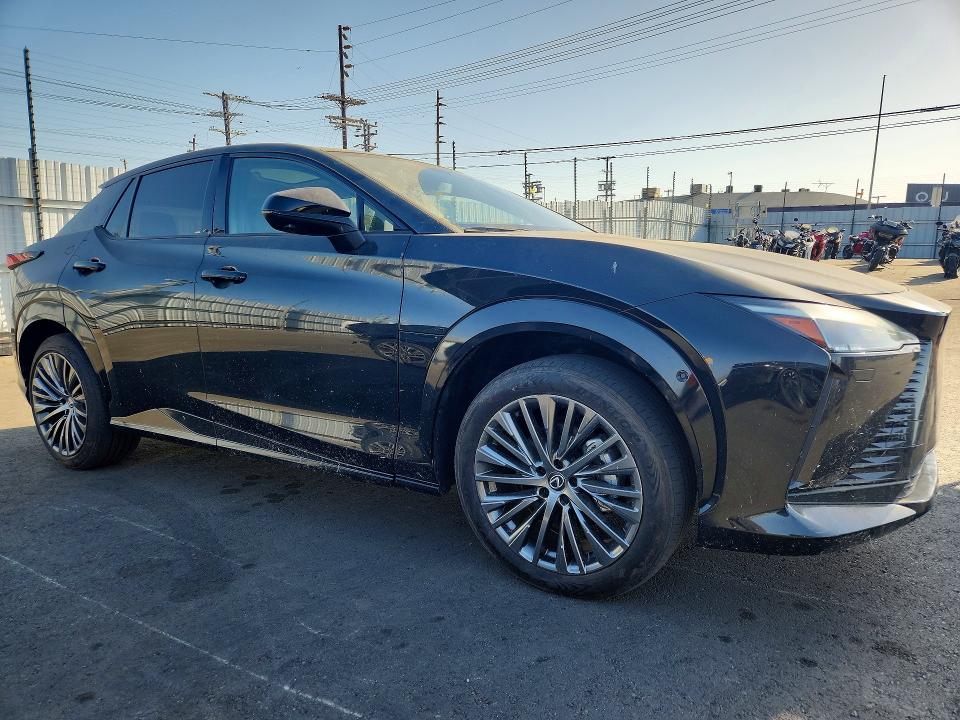 Продажа на аукционе авто 2024 Lexus Rz, vin: JTJABABB3RA003319, номер лота: 71064506