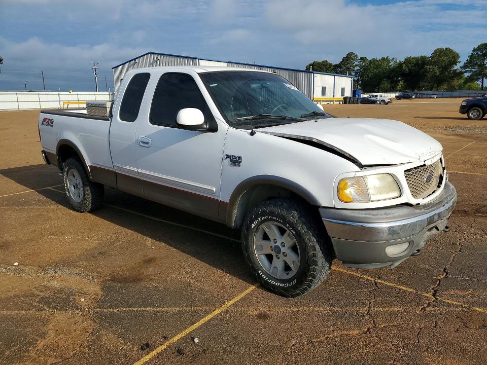 68559746 :رقم المزاد ، 2FTRX18L03CA45623 vin ، 2003 Ford F150 مزاد بيع