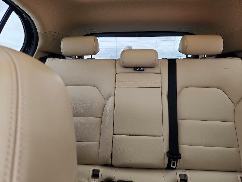 69802636 :رقم المزاد ، WDCTG4EB0KJ553121 vin ، 2019 Mercedes-benz Gla مزاد بيع