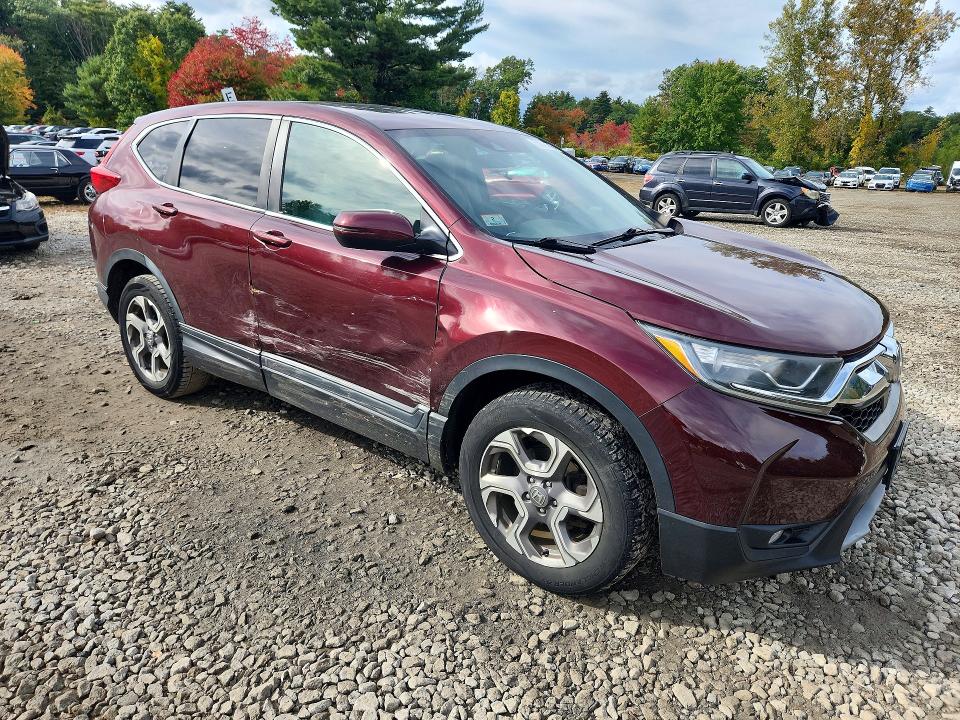 Продаж на аукціоні авто 2018 Honda Cr-v, vin: 7FARW2H53JE055339, номер лоту: 69945476