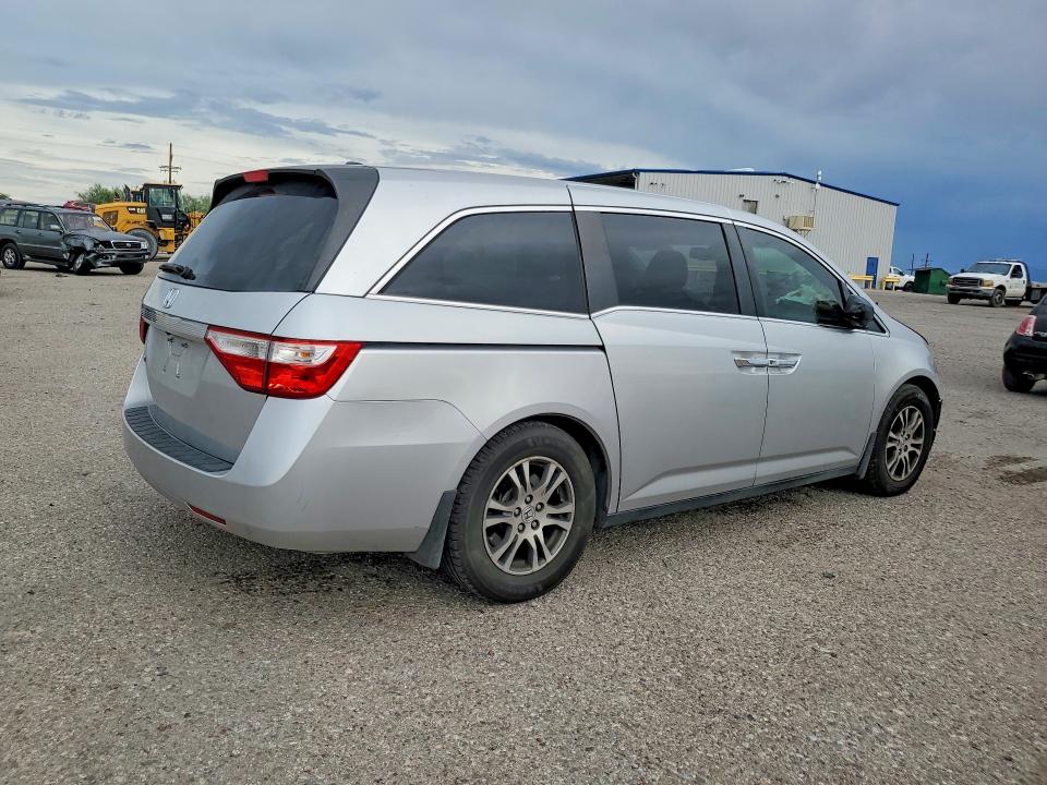Продаж на аукціоні авто 2013 Honda Odyssey, vin: 5FNRL5H68DB056201, номер лоту: 70153746