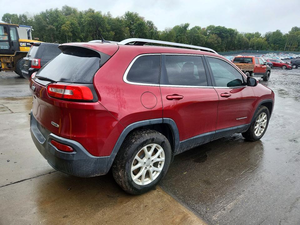 68417086 :رقم المزاد ، 1C4PJMCB7FW675379 vin ، 2015 Jeep Cherokee مزاد بيع