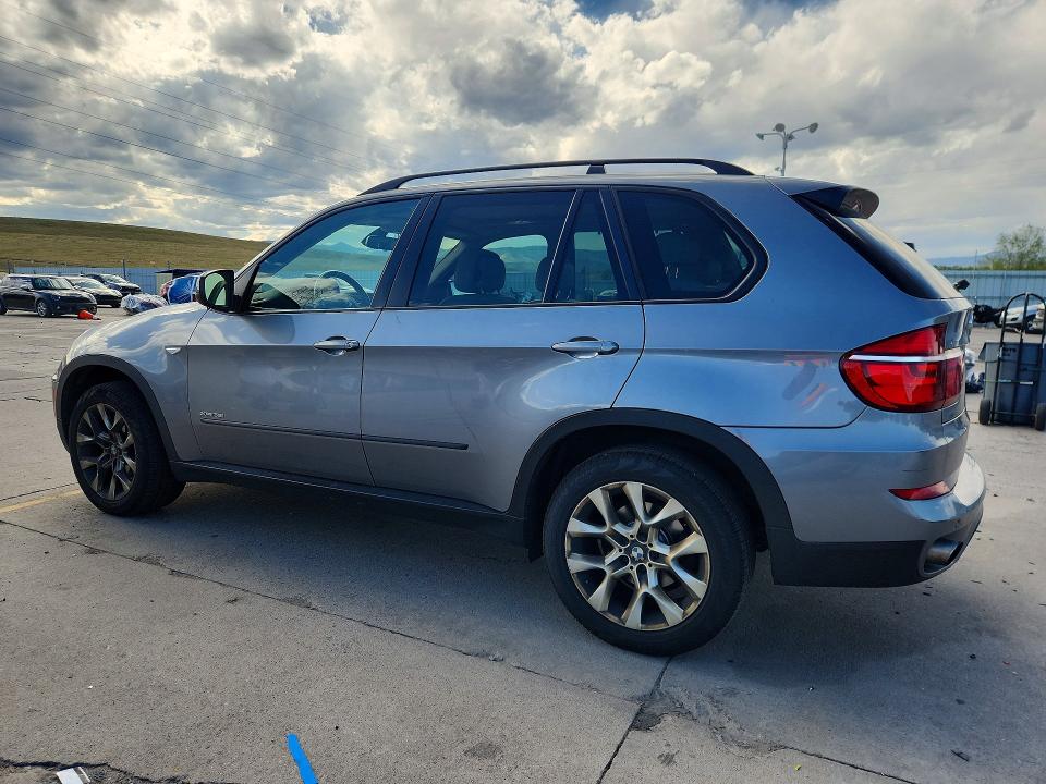 67788466 :رقم المزاد ، 5UXZV4C52BL743556 vin ، 2011 Bmw X5 مزاد بيع