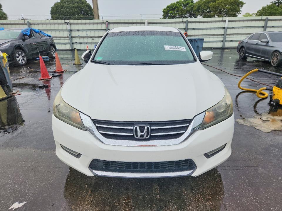 2013 Honda Accord მანქანა იყიდება აუქციონზე, vin: 1HGCR2F56DA113907, აუქციონის ნომერი: 70956606