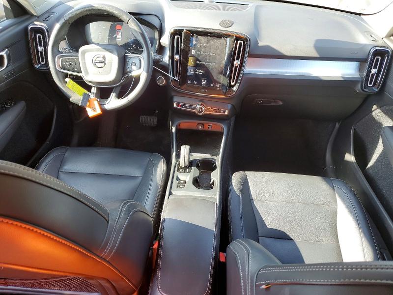 67756076 :رقم المزاد ، YV4162UK3M2424922 vin ، 2021 Volvo Xc40 مزاد بيع