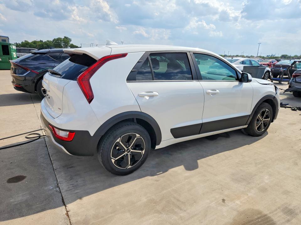 Продаж на аукціоні авто 2026 Kia Niro, vin: KNDCP3LE9T5346007, номер лоту: 70013696