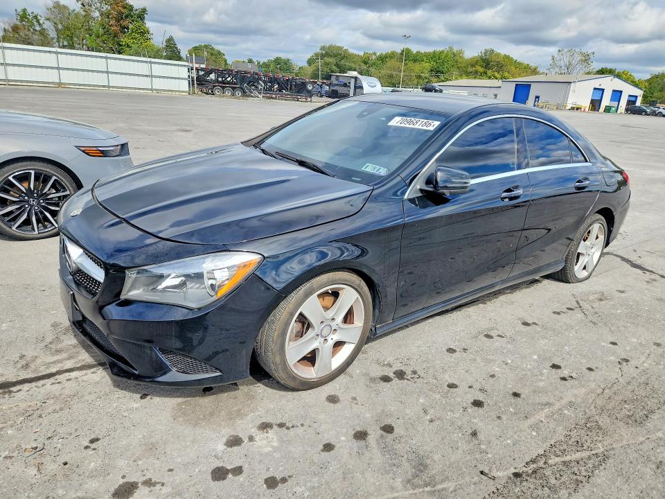 70968186 :رقم المزاد ، WDDSJ4GB1GN348901 vin ، 2016 Mercedes-benz Cla مزاد بيع