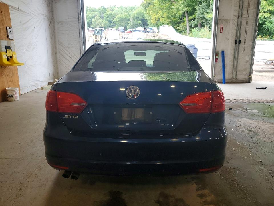 67627106 :رقم المزاد ، 3VW2K7AJ0DM267643 vin ، 2013 Volkswagen Jetta مزاد بيع