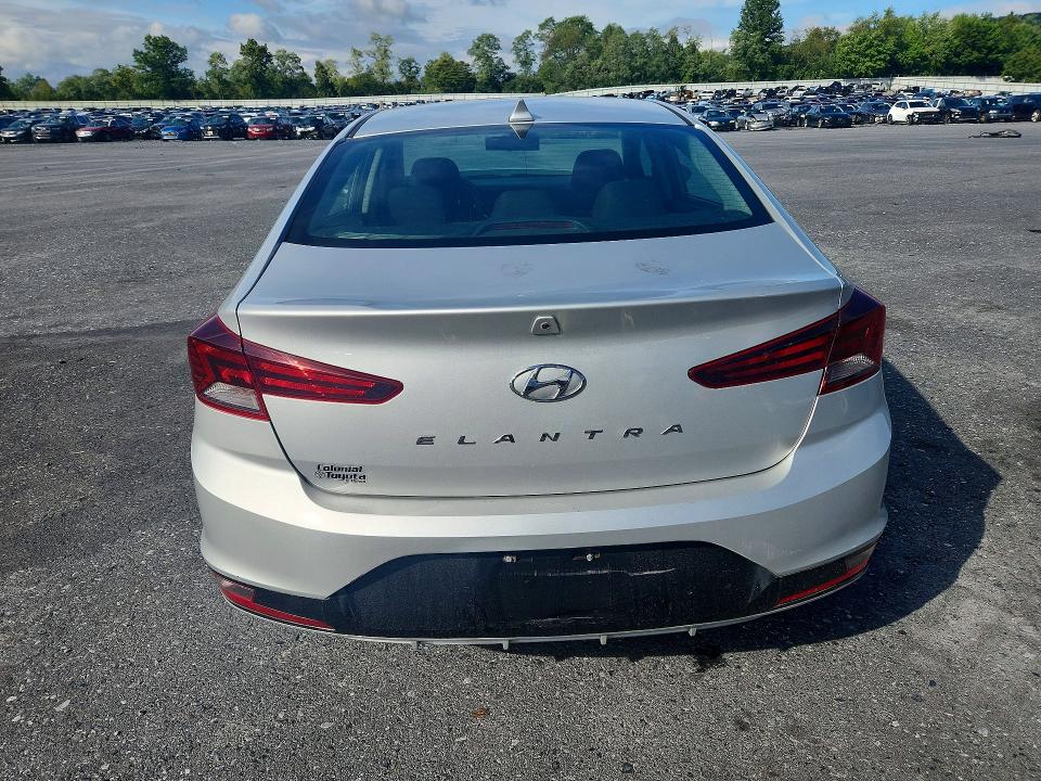 2020 Hyundai Elantra მანქანა იყიდება აუქციონზე, vin: 5NPD84LF6LH511429, აუქციონის ნომერი: 69750296