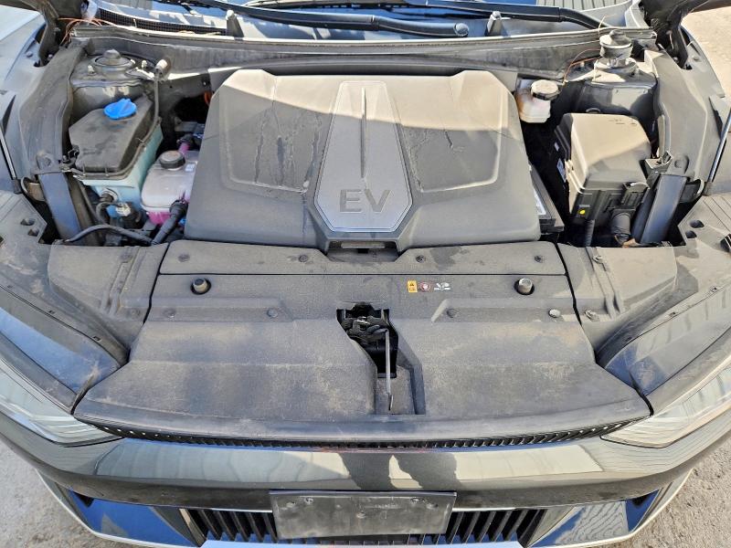 Продажа на аукционе авто 2023 Kia Ev6, vin: KNDC34LA9P5111630, номер лота: 70525026