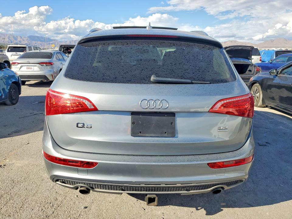 70833926 :رقم المزاد ، WA1DKAFP8BA093458 vin ، 2011 Audi Q5 مزاد بيع