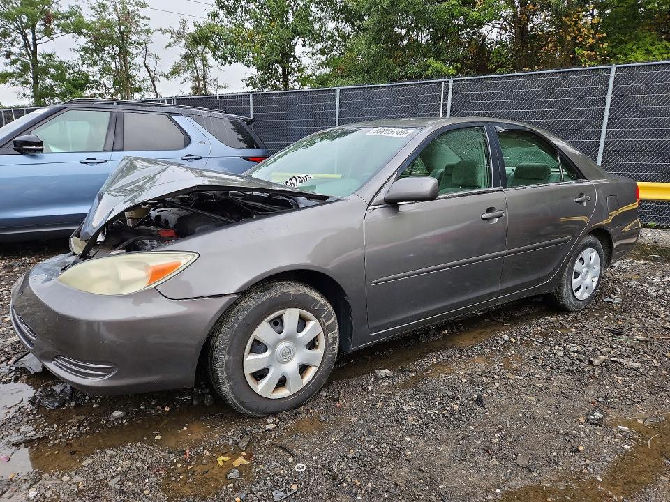 Auction sale of the 2004 Toyota Camry, vin: 4T1BE32KX4U858516, lot number: 69966746