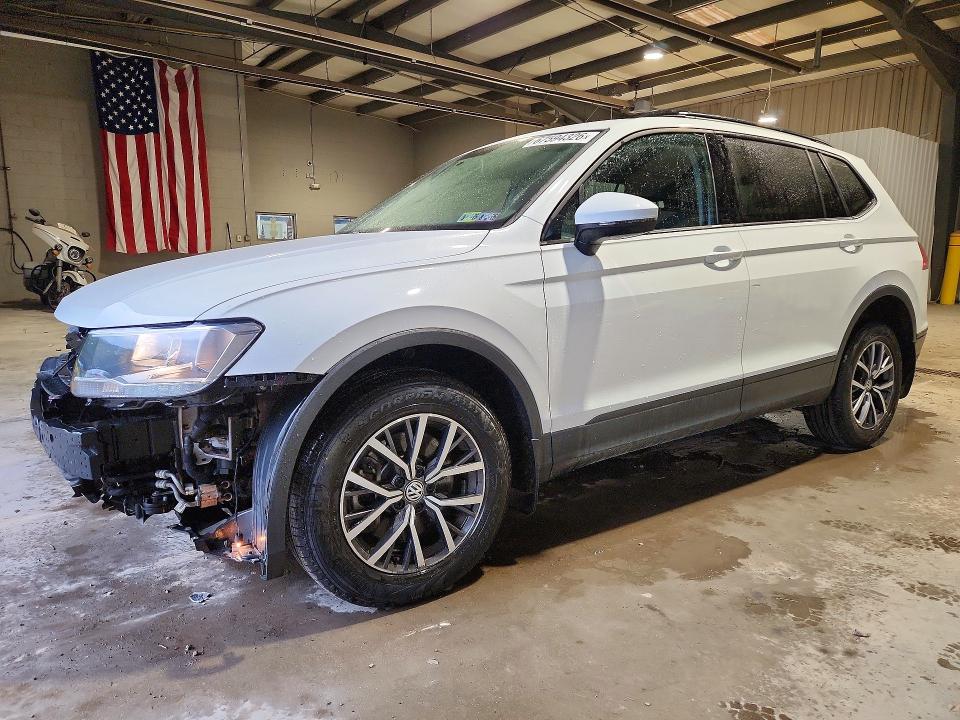 Продажа на аукционе авто 2021 Volkswagen Tiguan, vin: 3VV0B7AX7MM103628, номер лота: 67594326