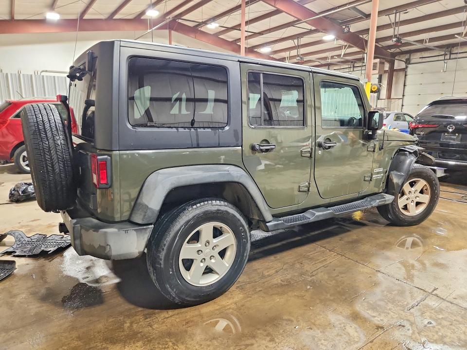 68958816 :رقم المزاد ، 1C4HJWDG4FL766542 vin ، 2015 Jeep Wrangler Unlimited مزاد بيع