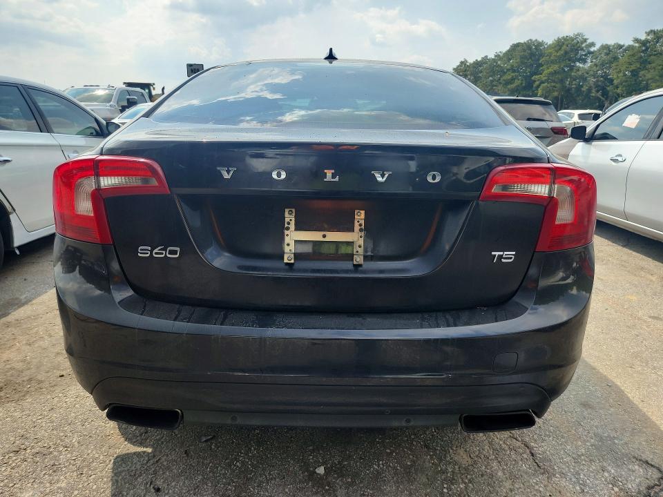 2015 Volvo S60 მანქანა იყიდება აუქციონზე, vin: YV126MFK7F2357691, აუქციონის ნომერი: 67833886