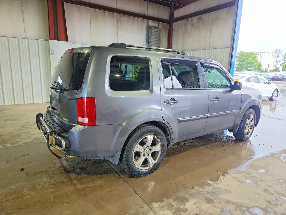 66698406 :رقم المزاد ، 5FNYF4H51FB007106 vin ، 2015 Honda Pilot مزاد بيع