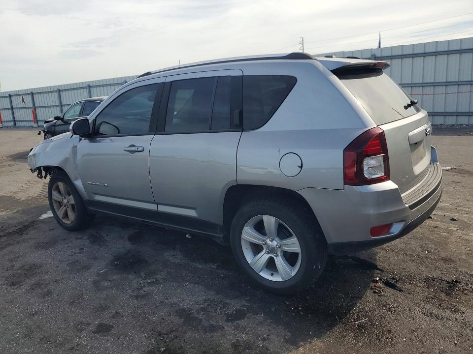70869006 :رقم المزاد ، 1C4NJCEB8FD139017 vin ، 2015 Jeep Compass مزاد بيع