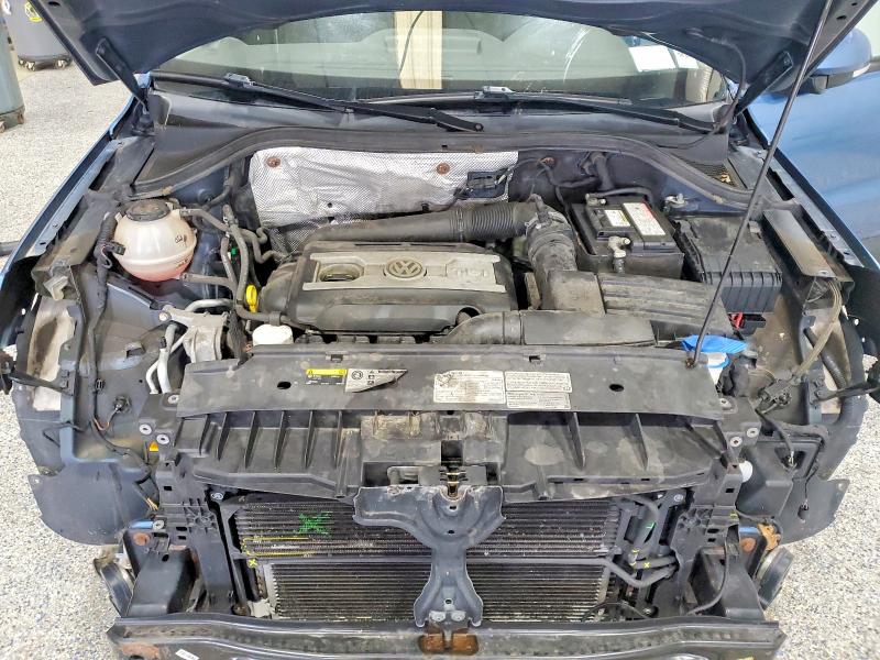 67641936 :رقم المزاد ، WVGBV7AX9JK004323 vin ، 2018 Volkswagen Tiguan Limited مزاد بيع