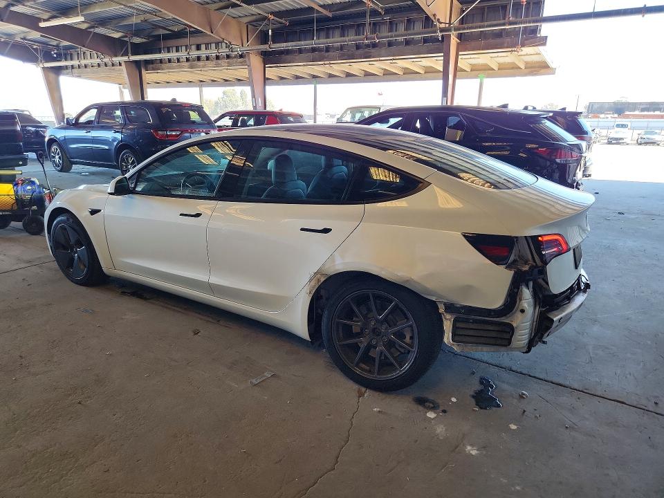 2022 Tesla Model 3 მანქანა იყიდება აუქციონზე, vin: 5YJ3E1EB9NF134142, აუქციონის ნომერი: 68881356