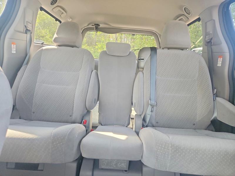 2018 Toyota Sienna მანქანა იყიდება აუქციონზე, vin: 5TDKZ3DC1JS965601, აუქციონის ნომერი: 67983066