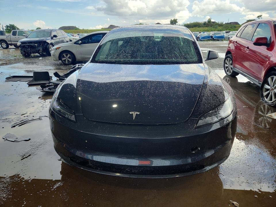 2025 Tesla Model 3 მანქანა იყიდება აუქციონზე, vin: 5YJ3E1EA9SF057906, აუქციონის ნომერი: 67823826