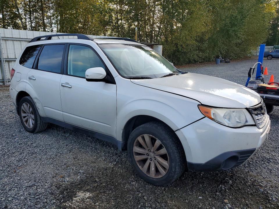 Продаж на аукціоні авто 2012 Subaru Forester, vin: JF2SHADC8CH448957, номер лоту: 69821786