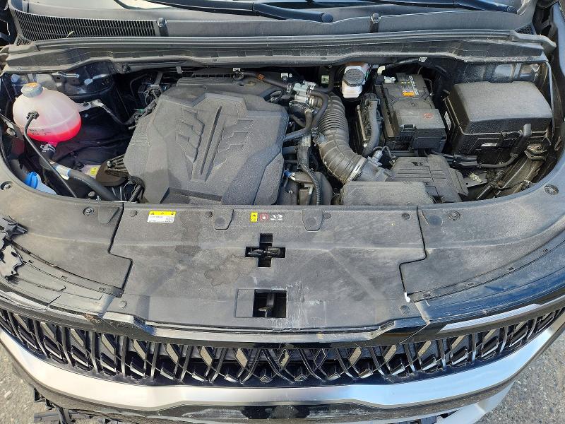 Auction sale of the 2025 Kia Carnival, vin: KNDNB5K34S6524093, lot number: 69580806