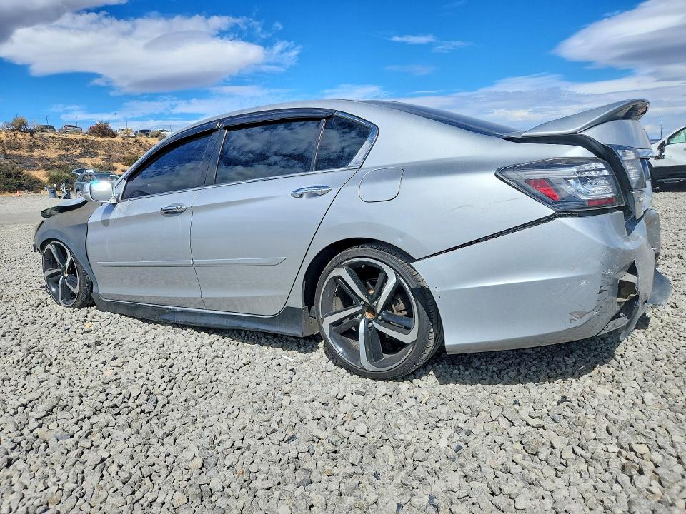 Продажа на аукционе авто 2015 Honda Accord, vin: 1HGCR2F71FA051563, номер лота: 68014836