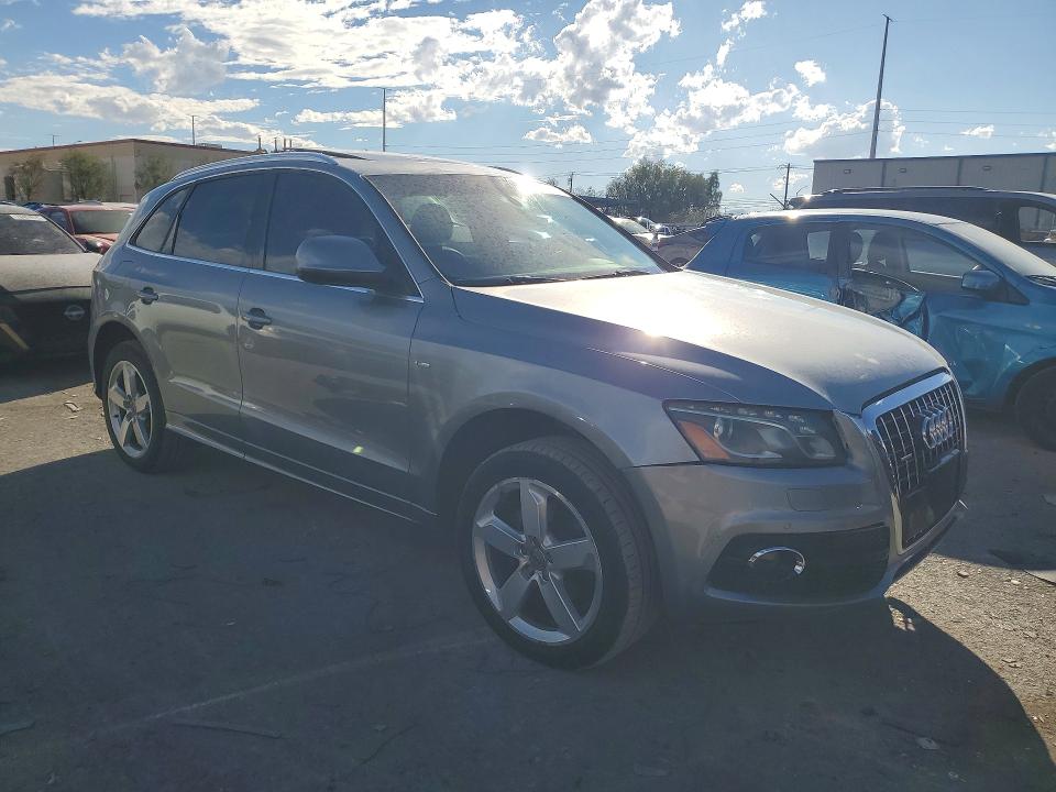 70833926 :رقم المزاد ، WA1DKAFP8BA093458 vin ، 2011 Audi Q5 مزاد بيع