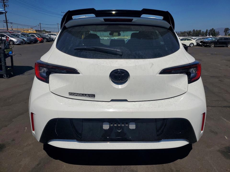 2026 Toyota Corolla Hatchback მანქანა იყიდება აუქციონზე, vin: JTND4MBE2T3267676, აუქციონის ნომერი: 67872596