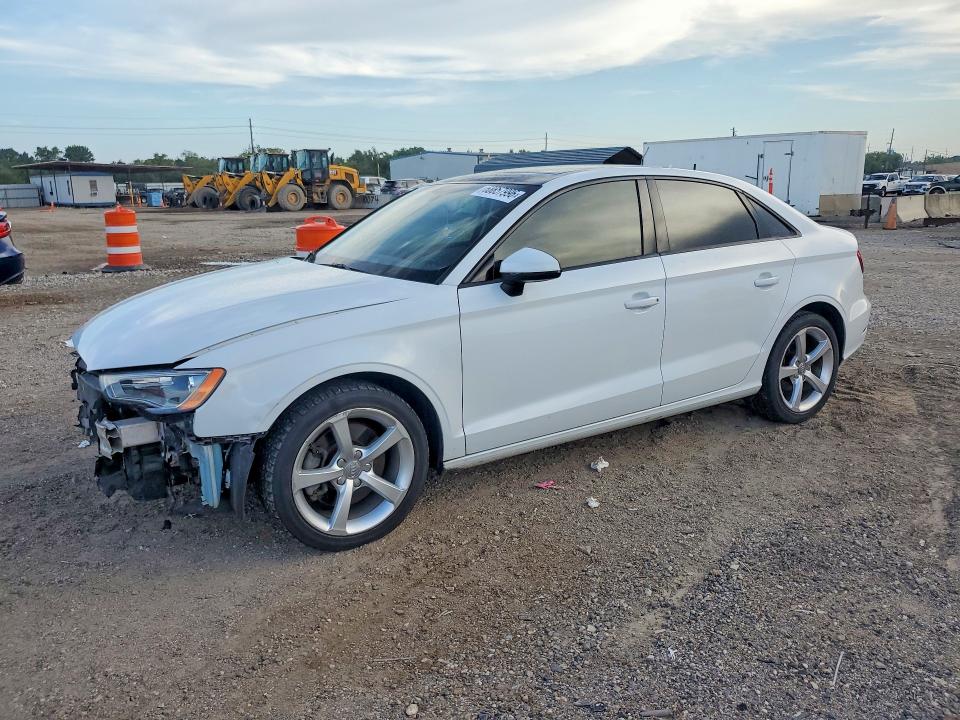 Продаж на аукціоні авто 2016 Audi A3, vin: WAUA7GFF2G1012978, номер лоту: 68857996